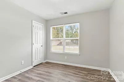 2639 Daffodil Drive, Charlotte, NC 28269 - Photo 11