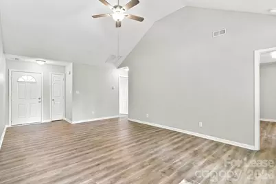 2639 Daffodil Drive, Charlotte, NC 28269 - Photo 7
