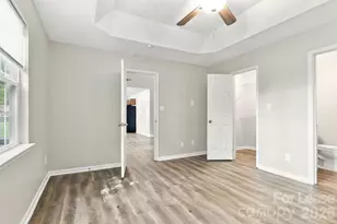 2639 Daffodil Dr, Charlotte, NC 28269 - Photo 9
