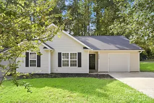 2639 Daffodil Dr, Charlotte, NC 28269 - Photo 1