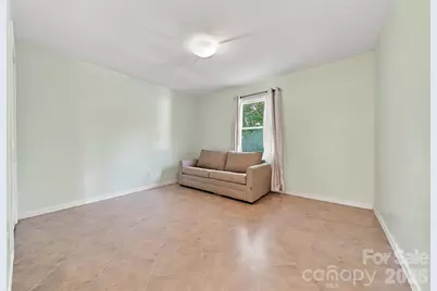861 8th Street Place SE, Hickory, NC 28602 - Photo 13