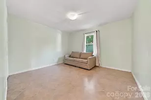 861 8th St Pl SE, Hickory, NC 28602 - Photo 13
