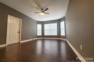 5618 Branthurst Dr, Charlotte, NC 28269 - Photo 13