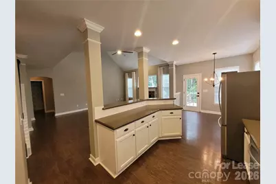 5618 Branthurst Drive, Charlotte, NC 28269 - Photo 9
