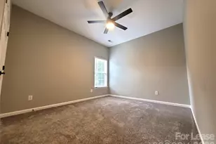 5618 Branthurst Dr, Charlotte, NC 28269 - Photo 19