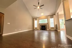 5618 Branthurst Dr, Charlotte, NC 28269 - Photo 3