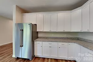 471 Hager Lake Rd, Mooresville, NC 28115 - Photo 5