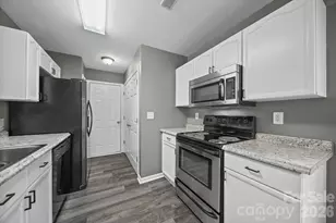 1405 Spring View Ct, Rock Hill, SC 29732 - Photo 11