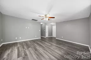 1405 Spring View Ct, Rock Hill, SC 29732 - Photo 3