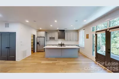 617 W Worthington Avenue, Charlotte, NC 28203 - Photo 7