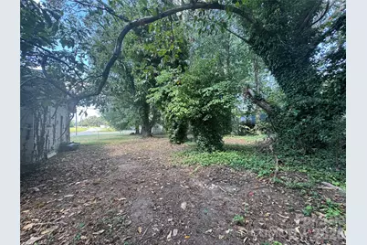 408 E Davidson Avenue, Gastonia, NC 28054 - Photo 5