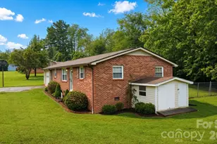 129 Automotive Ln, Hickory, NC 28601 - Photo 3