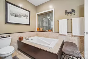 1000 Reems Cove Rd, Marshall, NC 28753 - Photo 15