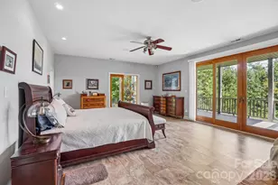 1000 Reems Cove Rd, Marshall, NC 28753 - Photo 29
