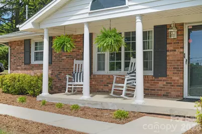 3328 Sulphur Springs Road NE, Hickory, NC 28601 - Photo 5