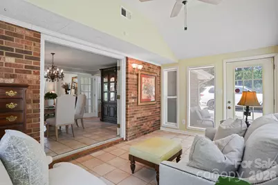 3328 Sulphur Springs Road NE, Hickory, NC 28601 - Photo 15