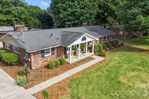 3328 Sulphur Springs Rd NE, Hickory, NC 28601 - Photo 37