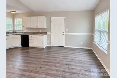 5310 Abner Lane, Charlotte, NC 28269 - Photo 5
