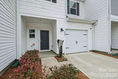 2207 Belterra Drive, Charlotte, NC 28216 - Photo 3