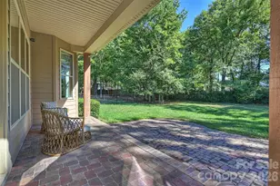 7325 Edenbridge Ln, Charlotte, NC 28226 - Photo 43