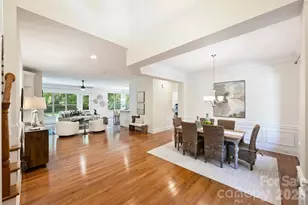 7325 Edenbridge Ln, Charlotte, NC 28226 - Photo 5