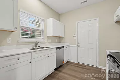 3128 Passour Ridge Lane, Charlotte, NC 28269 - Photo 7