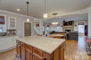 204 Martin St, Charlotte, NC 28216 - Photo 15