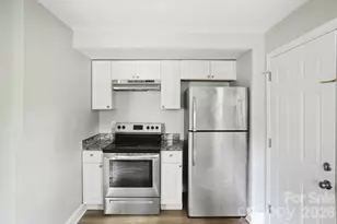 3129 Mathis Dr, Charlotte, NC 28208 - Photo 15