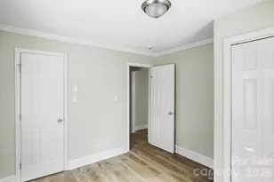 3129 Mathis Dr, Charlotte, NC 28208 - Photo 23