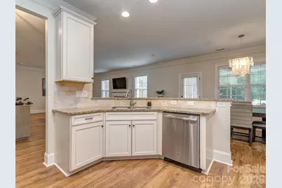 2844 Georgia Avenue, Charlotte, NC 28205 - Photo 9