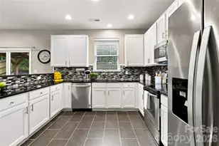 4214 Lawrence Daniel Dr, Matthews, NC 28104 - Photo 17