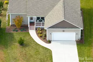 457 Riverwind Dr, Hendersonville, NC 28739 - Photo 31