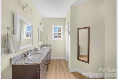 457 Riverwind Drive, Hendersonville, NC 28739 - Photo 17