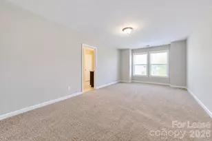 7124 Harris Bay Rd, Charlotte, NC 28269 - Photo 11