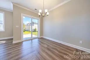 7124 Harris Bay Rd, Charlotte, NC 28269 - Photo 9
