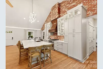 720 Fugate Avenue, Charlotte, NC 28205 - Photo 9