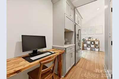 720 Fugate Avenue, Charlotte, NC 28205 - Photo 7