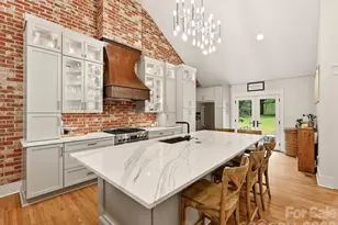 720 Fugate Ave, Charlotte, NC 28205 - Photo 3