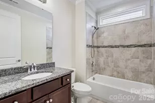 10400 Superb Ln, Charlotte, NC 28215 - Photo 17