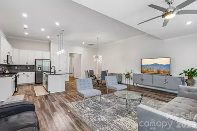 10400 Superb Lane, Charlotte, NC 28215 - Photo 7