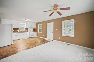 826 2nd St, Kings Mountain, NC 28086 - Photo 3