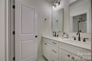 17822 Wilbanks Dr, Charlotte, NC 28278 - Photo 29