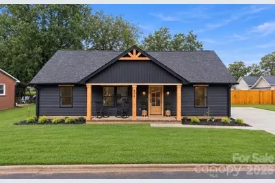304 E Garden Street, Landis, NC 28088 - Photo 1