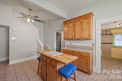 826 Davie Avenue, Statesville, NC 28677 - Photo 9