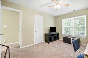 1629 Sugar Hollow Dr, Charlotte, NC 28214 - Photo 21