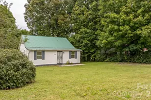 153 Autumn Ln, Spindale, NC 28160 - Photo 5
