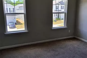 4213 Stoneygreen Ln, Charlotte, NC 28215 - Photo 21