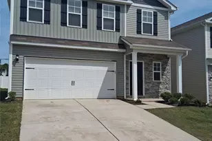 4213 Stoneygreen Ln, Charlotte, NC 28215 - Photo 1