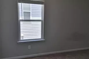 4213 Stoneygreen Ln, Charlotte, NC 28215 - Photo 9