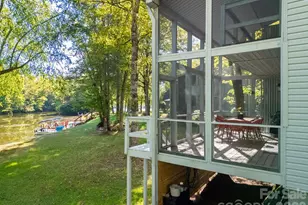 33 Lakeside Villas Dr, Brevard, NC 28712 - Photo 1